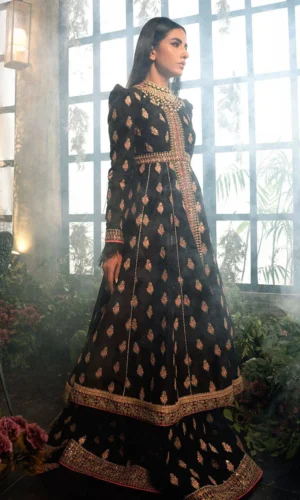 Enthral By Zainab Salman Formals