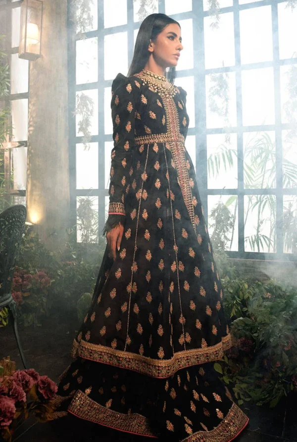 Enthral By Zainab Salman Formals