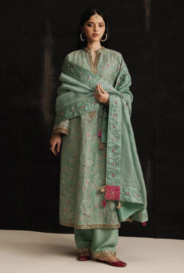 Zara Shahjahan Studio Portraits - Anaya