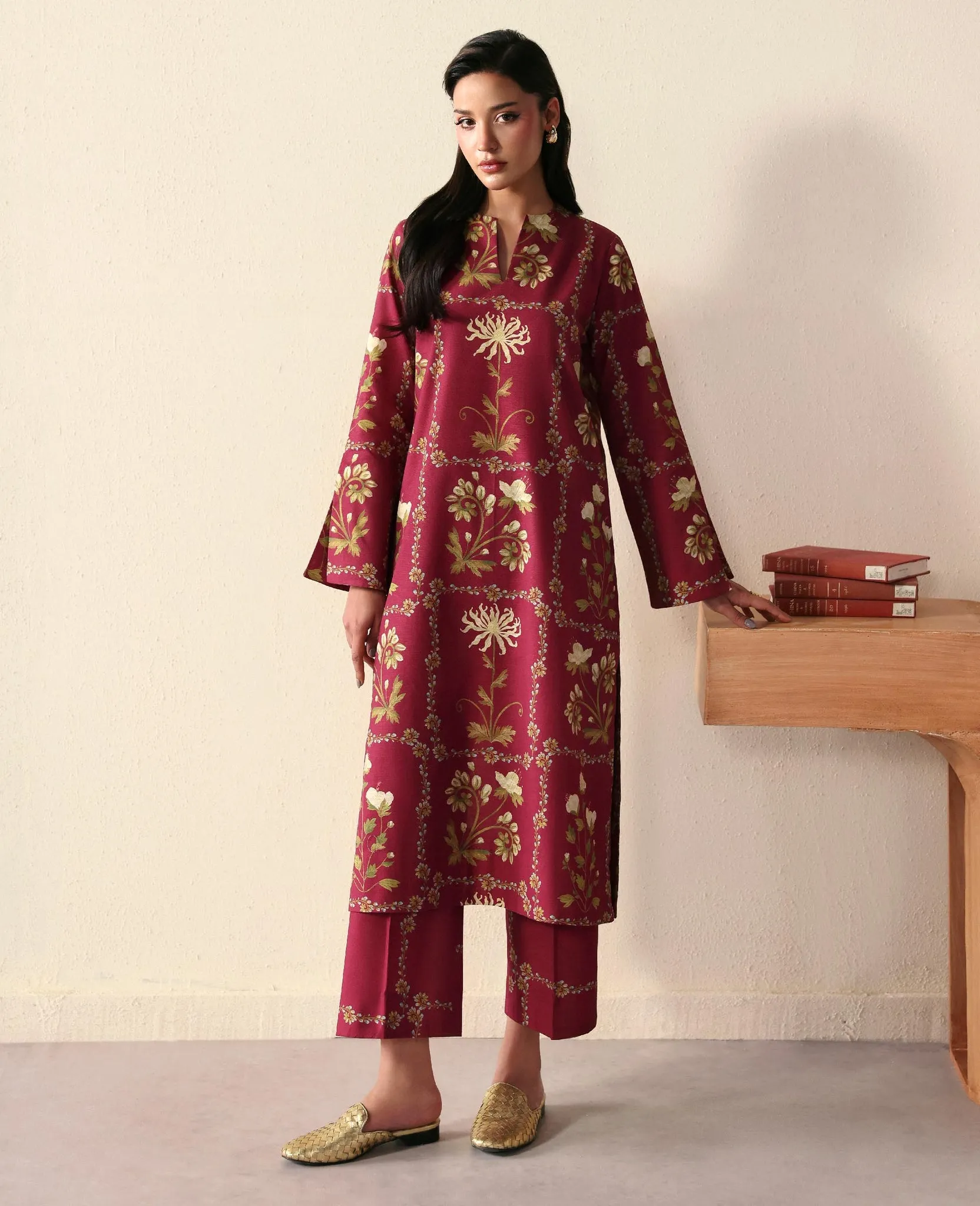 Republic Basics Winter 25 - Elia