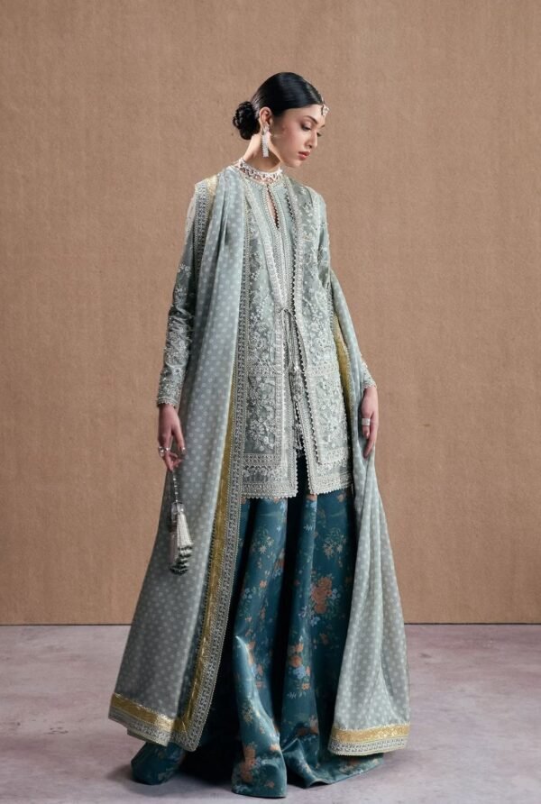 Suffuse Silk Pret Fall 25 - Selineh