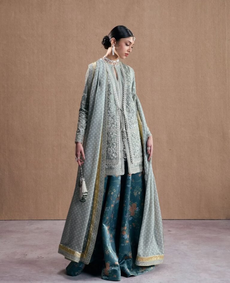 Suffuse Silk Pret Fall 25 - Selineh