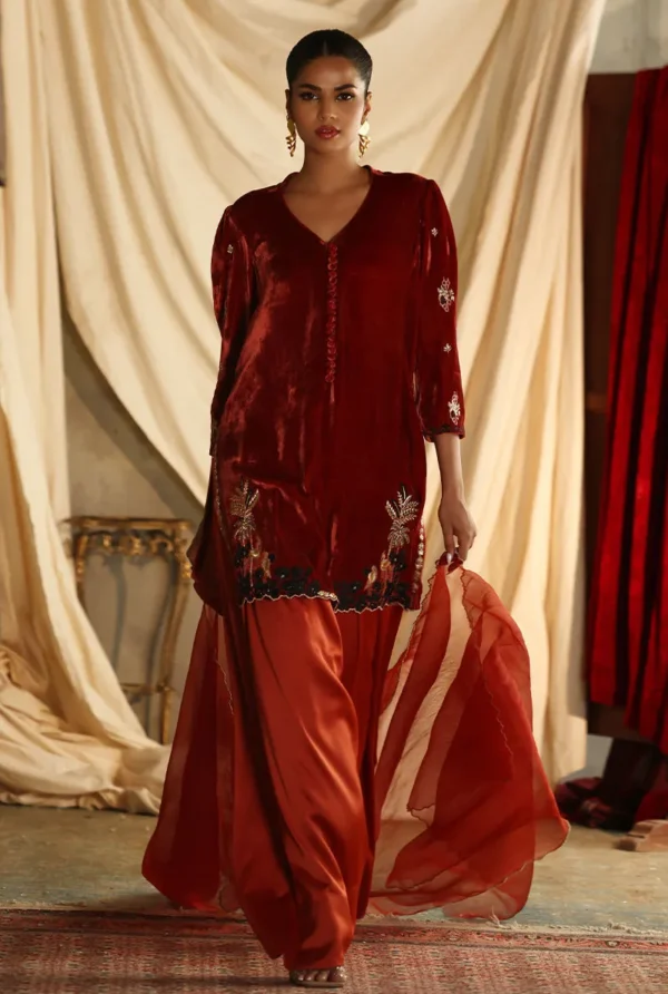 Rozina Munib Vistara Luxury Velvets - VV-31