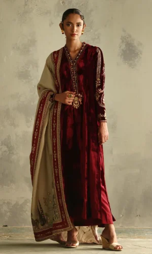 Rozina Munib Vistara Luxury Velvets - VV-35