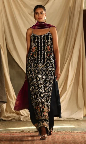 Rozina Munib Vistara Luxury Velvets - VV-18