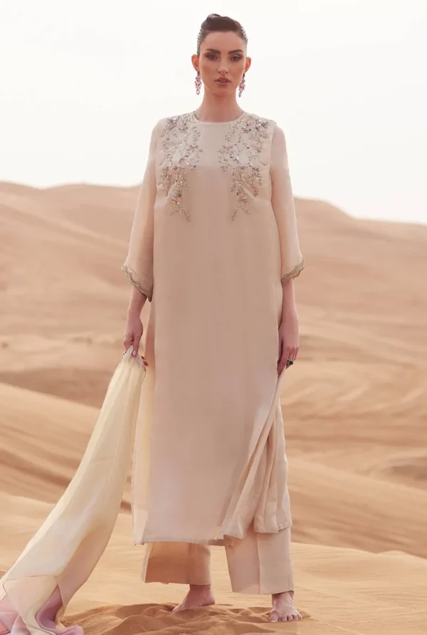 Zainab Salman Silk Solids 26 - Cappuccino Foam